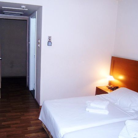 Theoxenia Hotel Афіни Екстер'єр фото